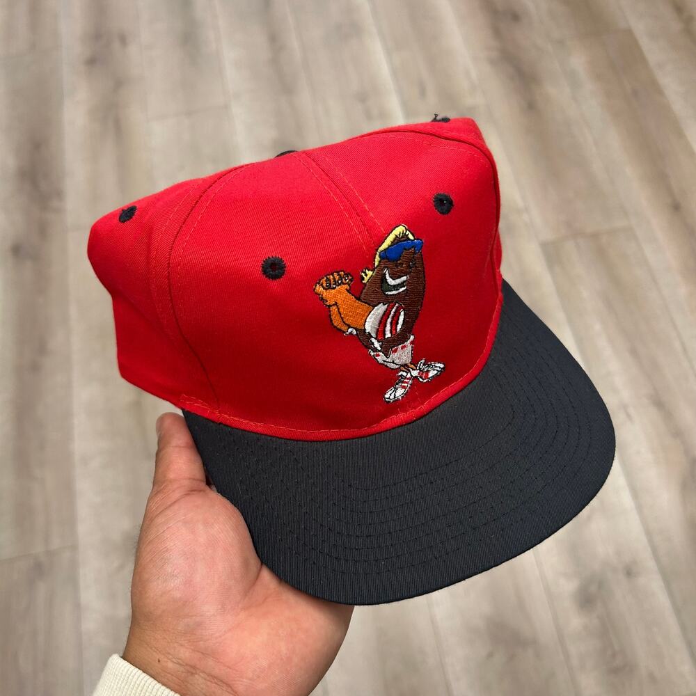 Vintage 1994 leatherheads red snapback hat cap B25